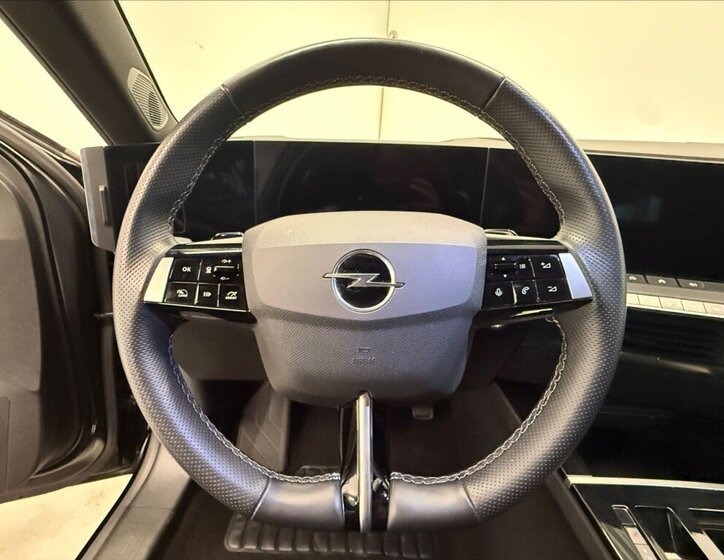 Opel Astra Kombi 1,2 l 96 kw