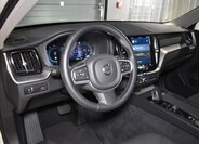 Volvo XC60 SUV / Terénní 2,0 l 145 kw