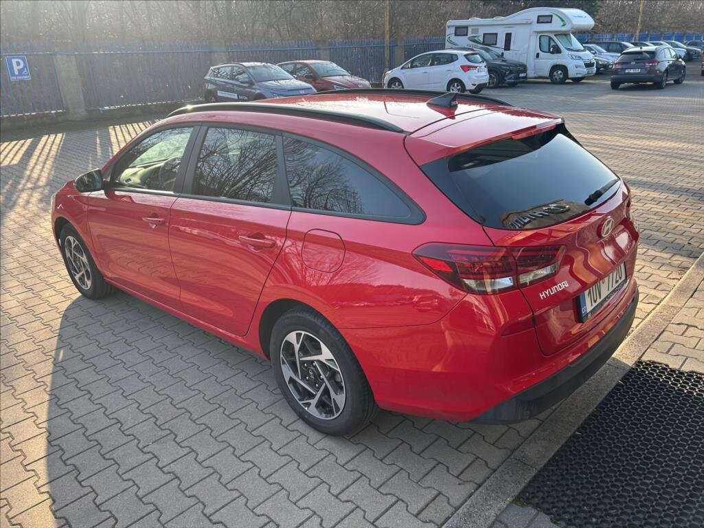 Hyundai i30 Kombi 1,5 l 71 kw