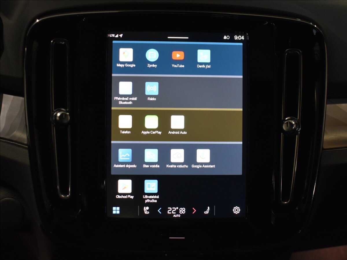 Volvo EX40 SUV 0,0 325 kw