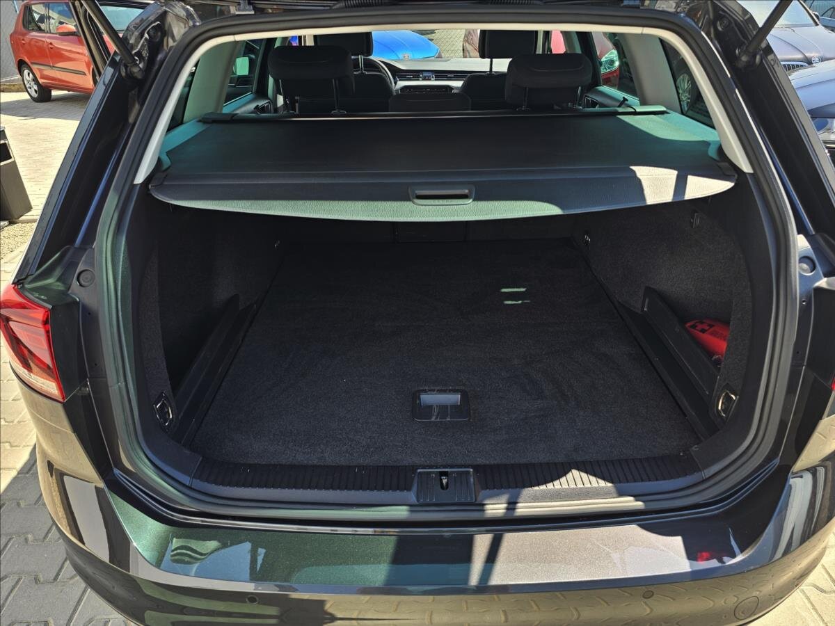 Volkswagen Passat Kombi 2,0 l 110 kw