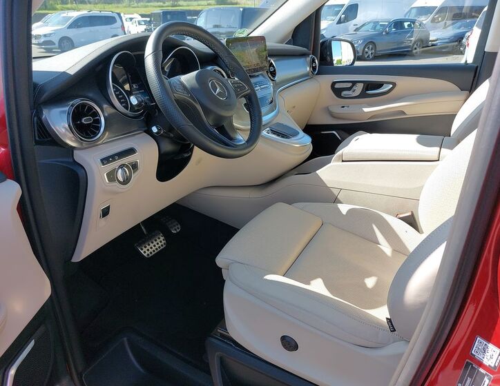 Mercedes-Benz Třídy V 23