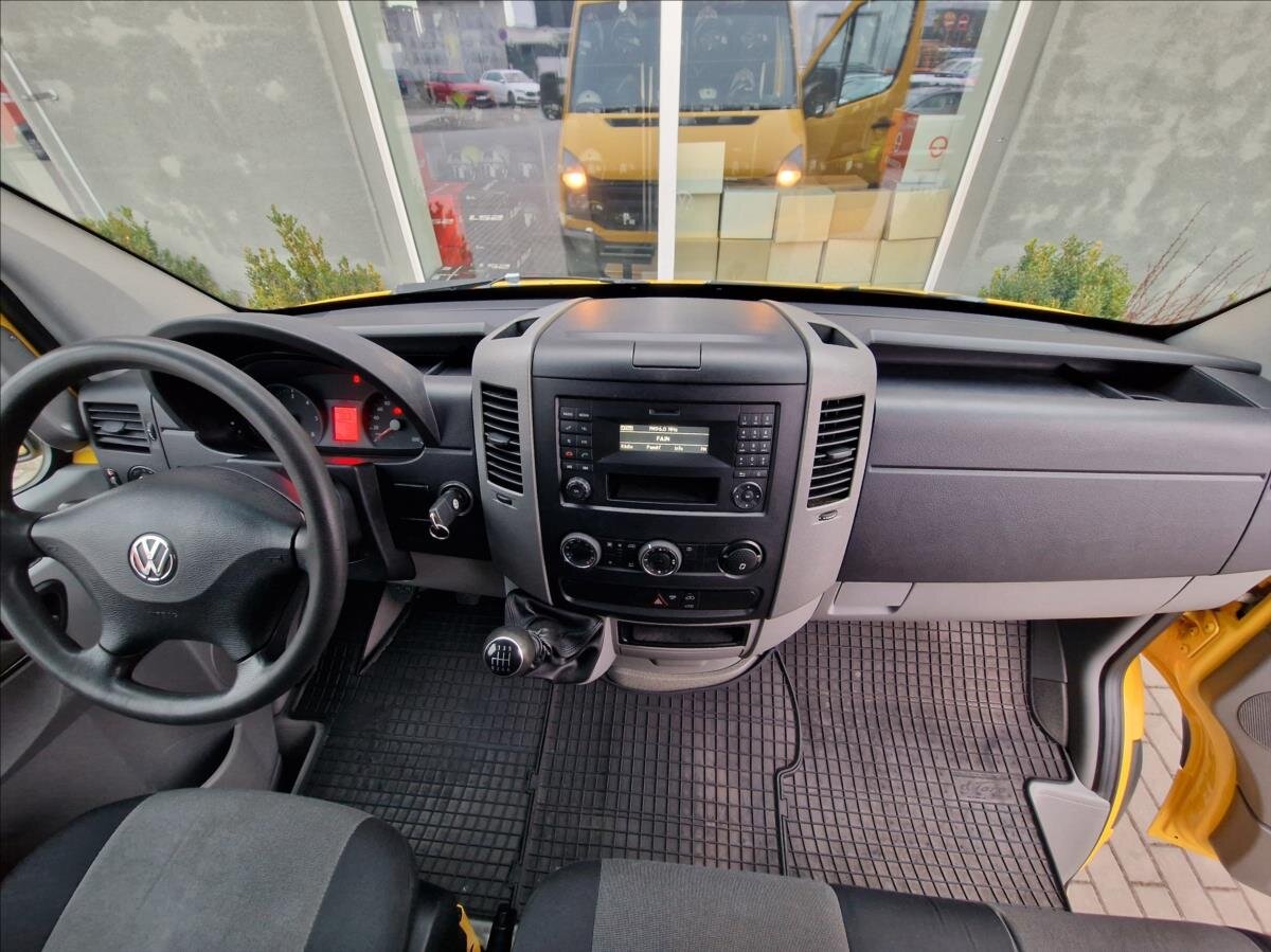 Volkswagen Crafter Skříň 2,0 l 100 kw