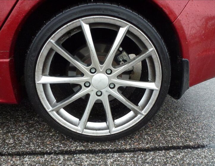 Mitsubishi Lancer Hatchback 2,0 l 217 kw