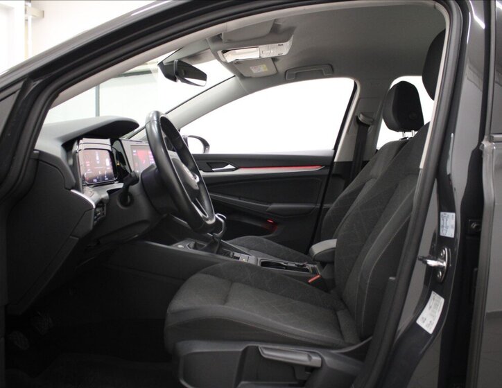 Volkswagen Golf Kombi 1,5 l 96 kw