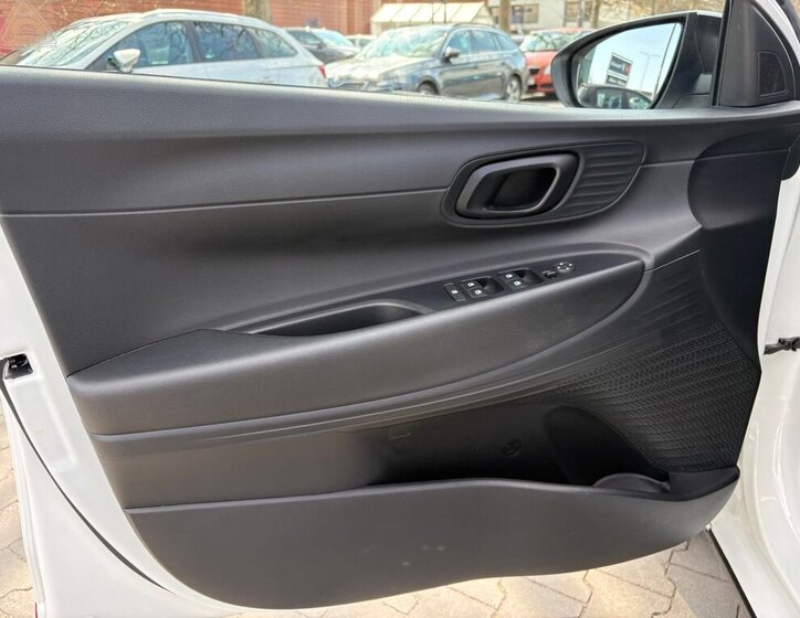 Hyundai i20 Hatchback 1,2 l 61 kw