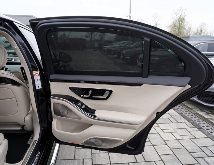 Mercedes-Benz Třídy S Sedan / Limuzína 3,0 l 320 kw