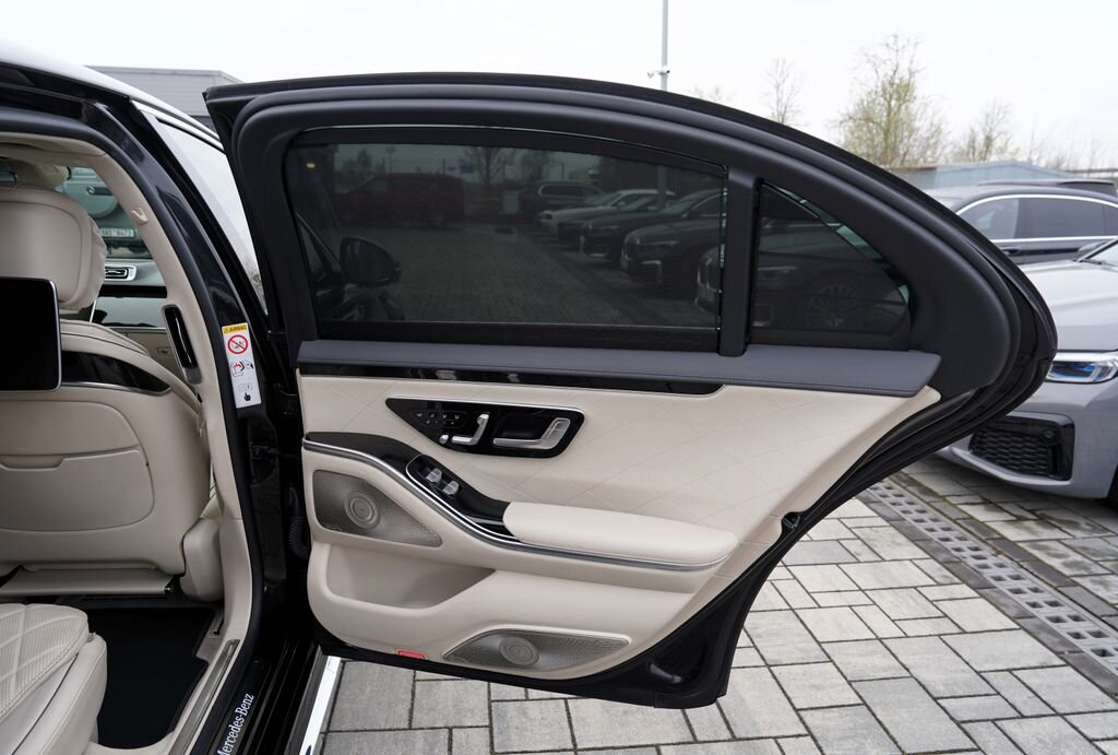 Mercedes-Benz Třídy S Sedan / Limuzína 3,0 l 320 kw