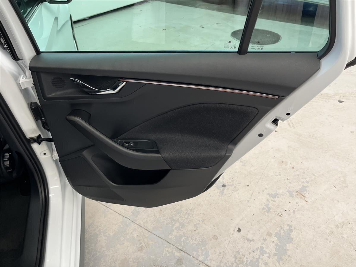 Škoda Kamiq SUV 999,0 85 kw