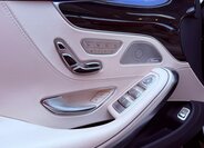 Mercedes-Benz Třídy S Kupé 4,0 l 450 kw