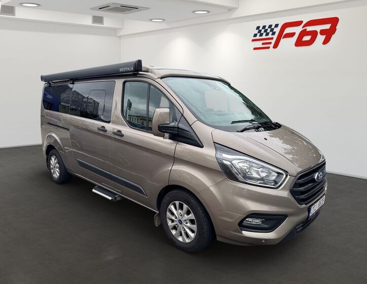 Ford Tourneo Custom 2