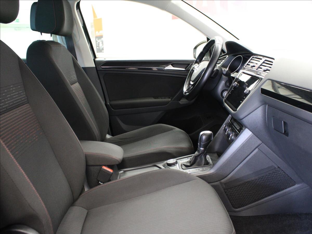 Volkswagen Tiguan SUV / Terénní 2,0 l 137 kw