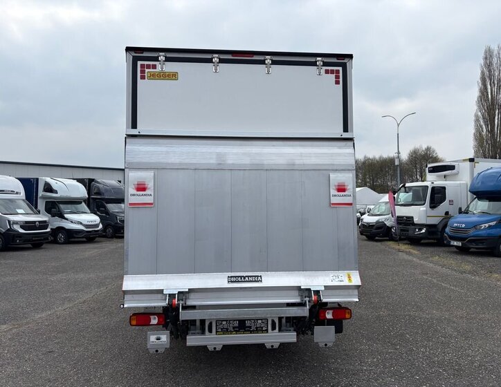 Iveco Daily Skříň 3,0 l 129 kw