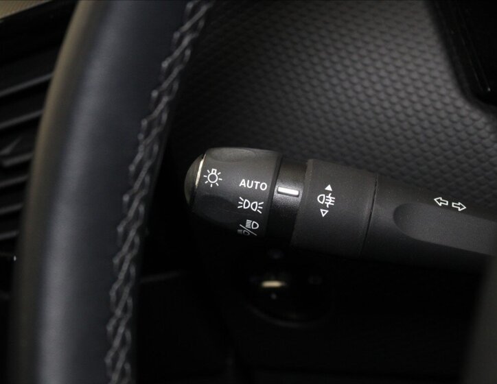 DS Automobiles DS4 SUV / Terénní 1,6 l 165 kw