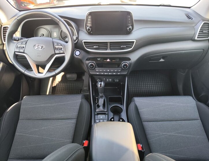 Hyundai Tucson SUV / Terénní 1,6 l 100 kw