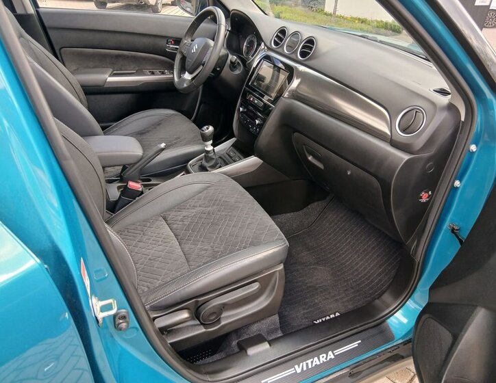 Suzuki Vitara SUV / Terénní 1,4 l 95 kw