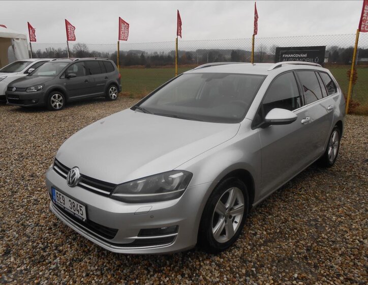 Volkswagen Golf Kombi 2,0 l 110 kw