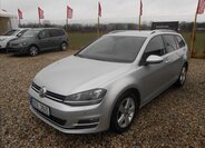 Volkswagen Golf Kombi 2,0 l 110 kw