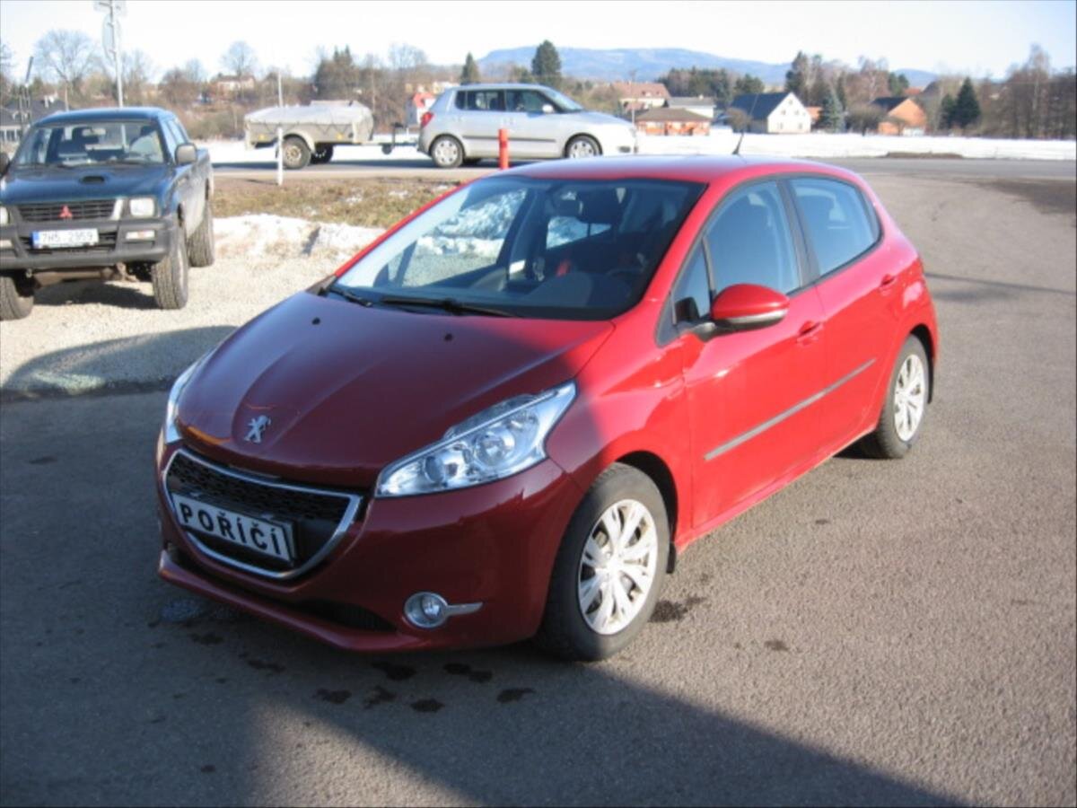 Peugeot 208 Hatchback 999,0 50 kw