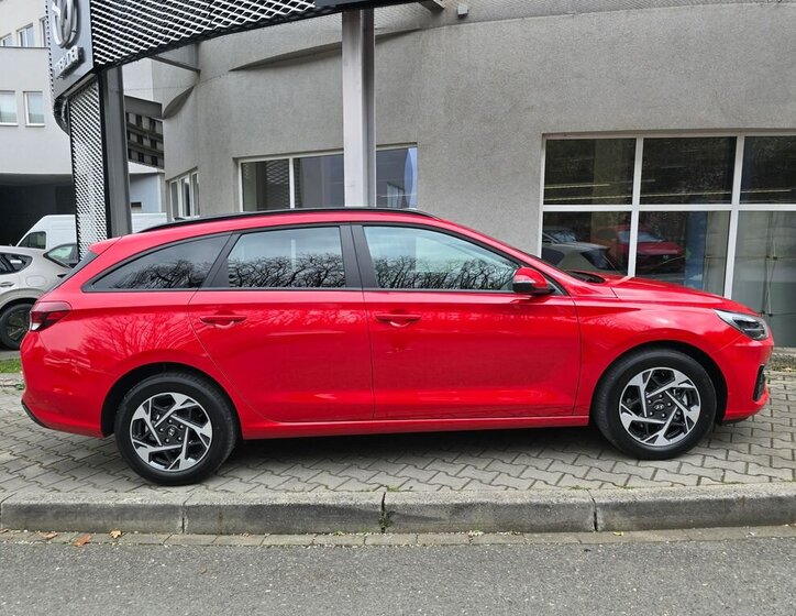 Hyundai i30 Kombi 1,6 l 110 kw