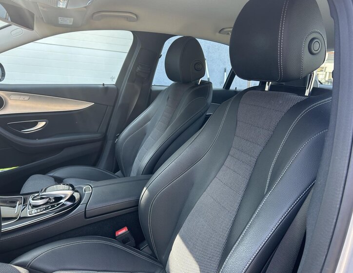 Mercedes-Benz Třídy E Sedan / Limuzína 3,0 l 190 kw