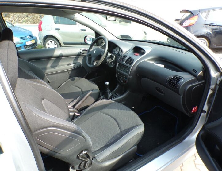 Peugeot 206 Hatchback 1,4 l 55 kw