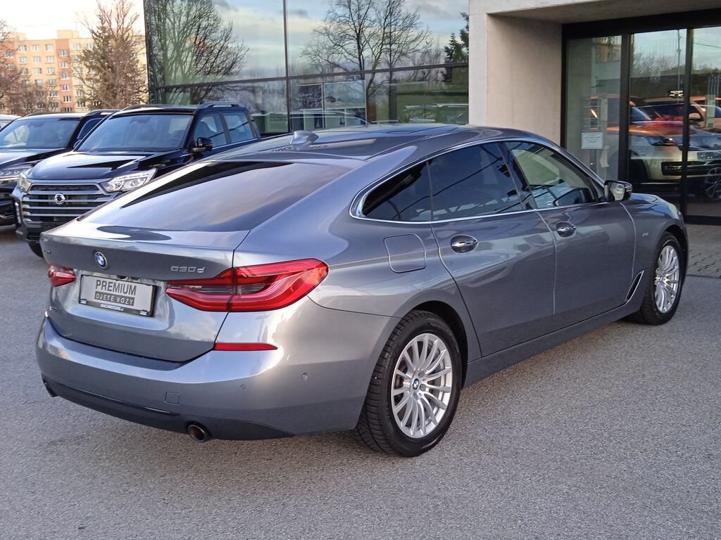 BMW Řada 6 Sedan / Limuzína 3,0 l 195 kw