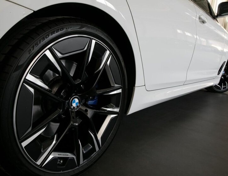 BMW Řada 5 Kombi 3,0 l 245 kw