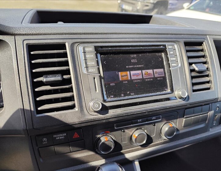 Volkswagen Transporter Kombi 2,0 l 110 kw