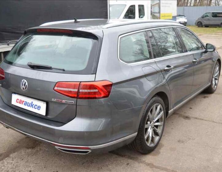 Volkswagen Passat CC 4