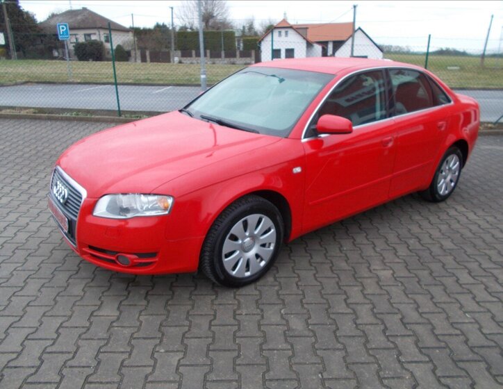 Audi A4 Sedan / Limuzína 2,0 l 103 kw