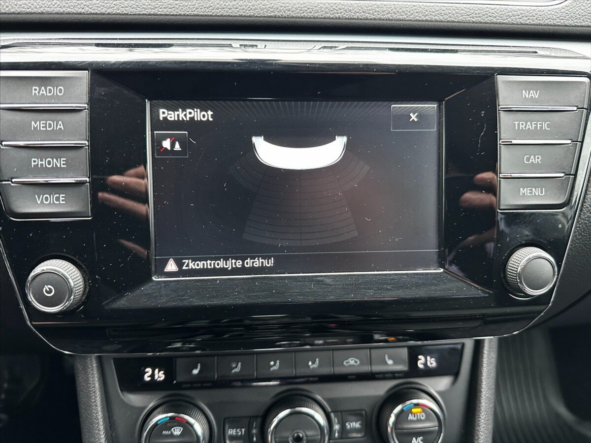 Škoda Superb Sedan / Limuzína 2,0 l 110 kw