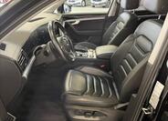 Volkswagen Touareg 21