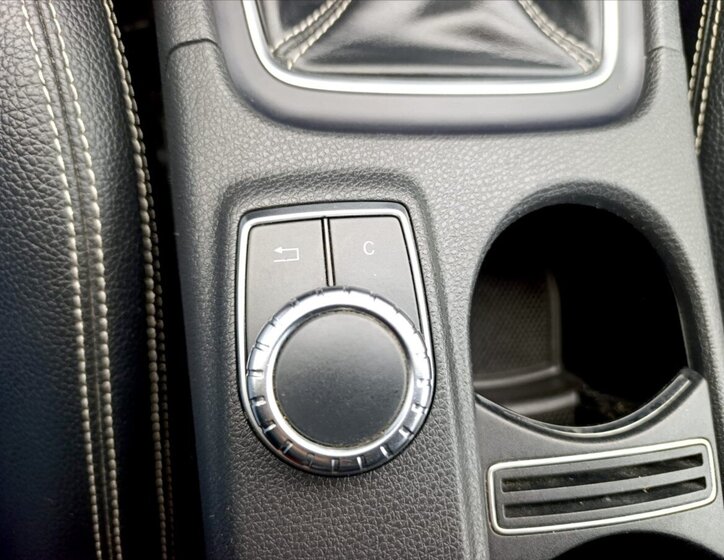 Mercedes-Benz Třídy A Kombi 1,5 l 80 kw