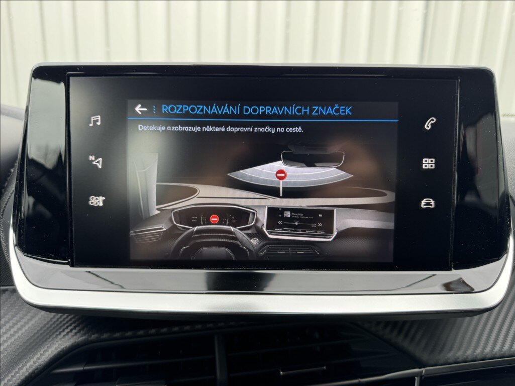 Peugeot 2008 SUV / Terénní 1,2 l 96 kw