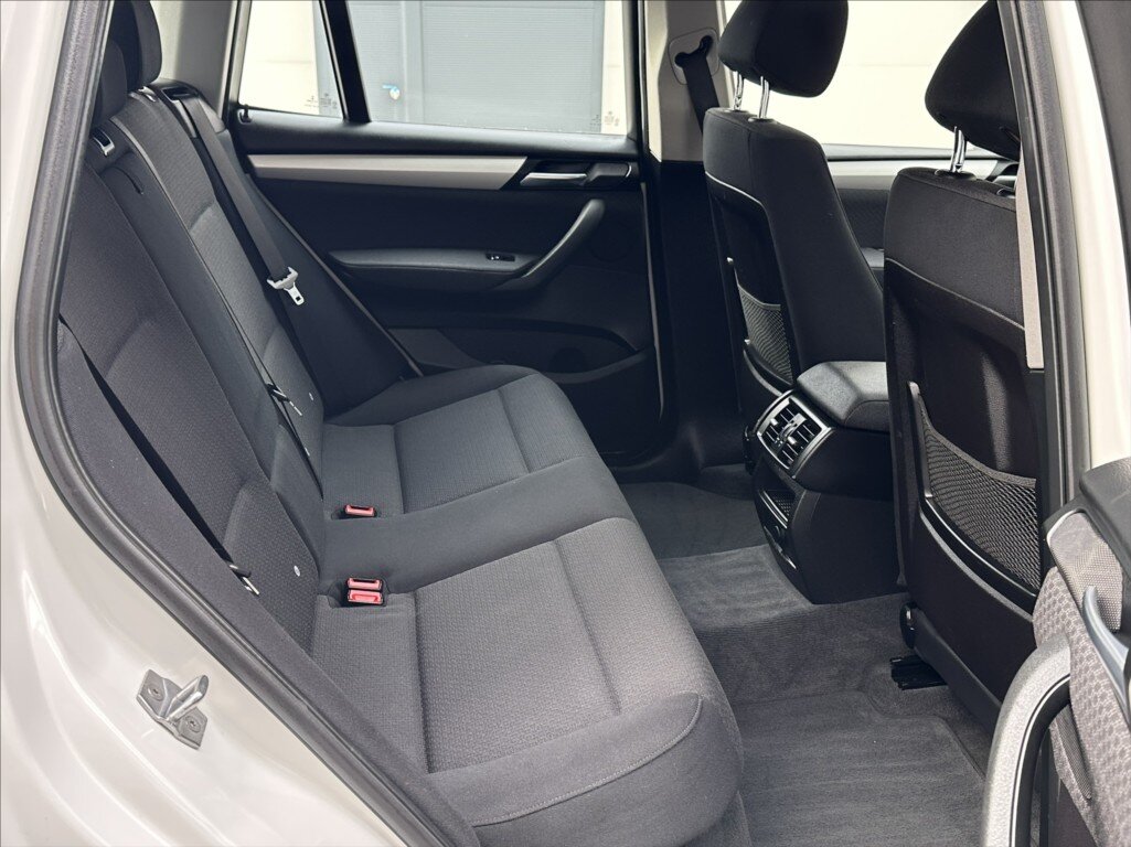 BMW X3 SUV / Terénní 2,0 l 180 kw