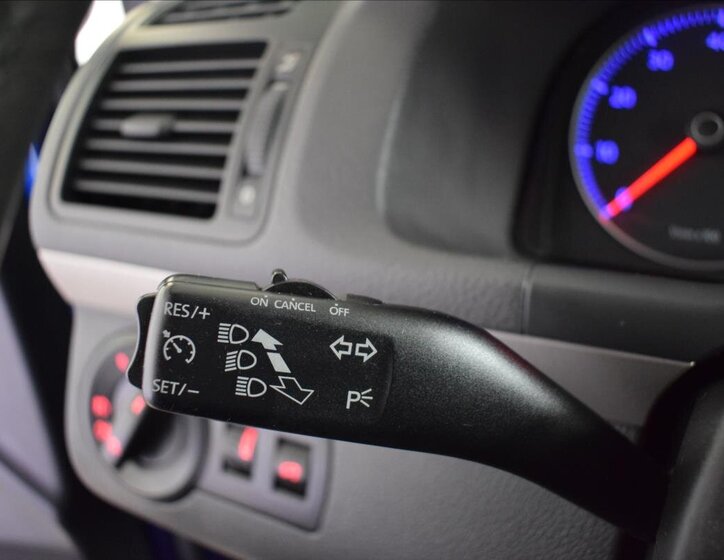 Volkswagen Touran MPV 1,4 l 103 kw