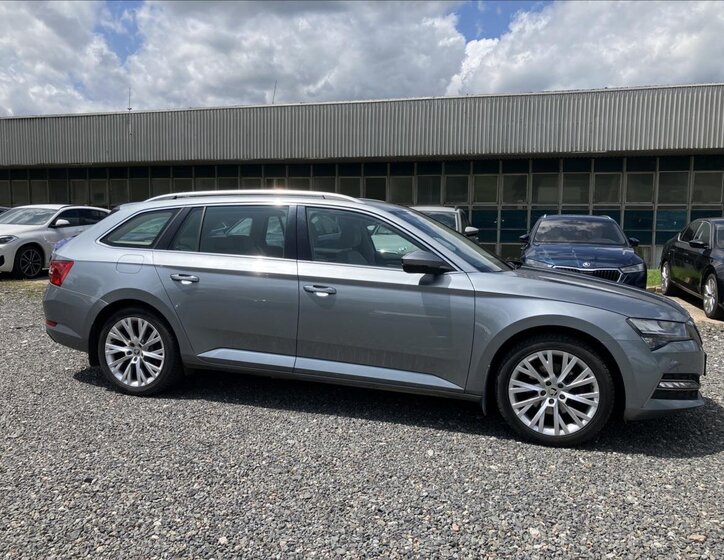 Škoda Superb Kombi 1,4 l 115 kw