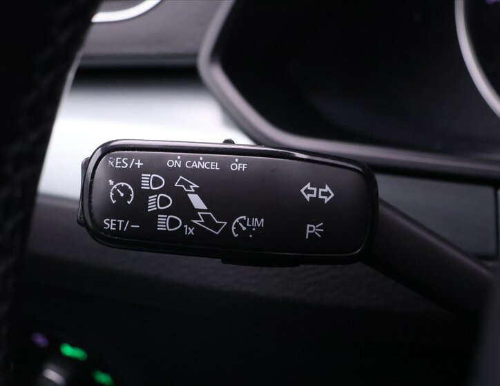 Škoda Superb Sedan / Limuzína 2,0 l 110 kw