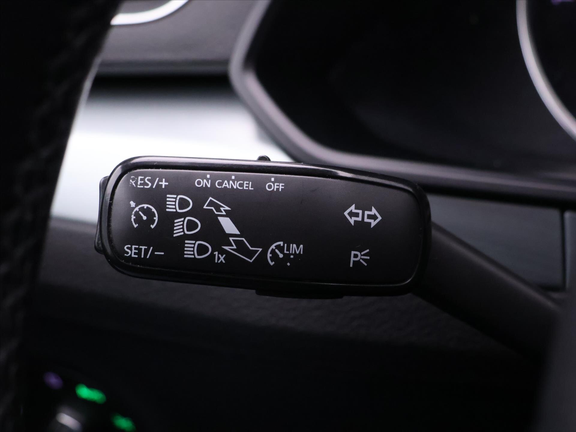 Škoda Superb Sedan / Limuzína 2,0 l 110 kw