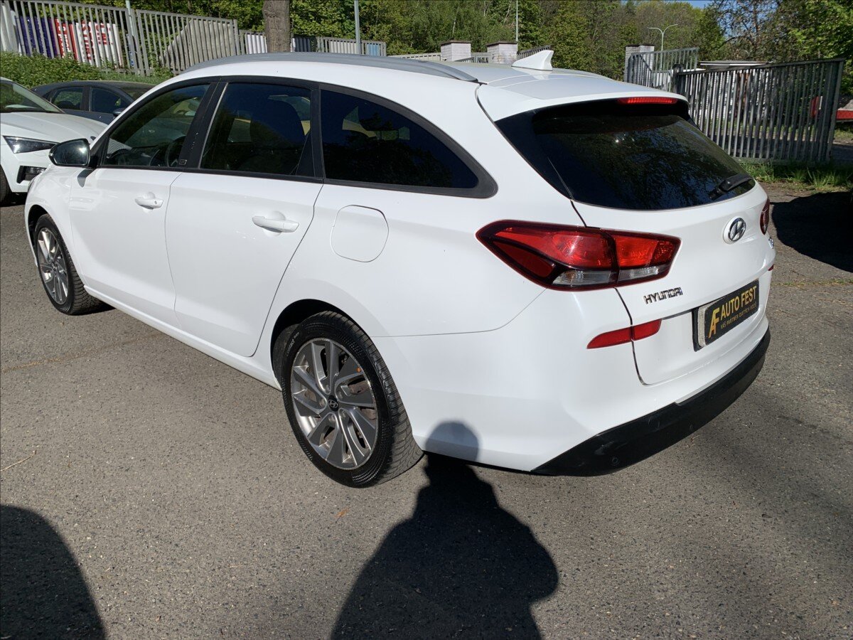 Hyundai i30 Kombi 1,4 l 103 kw
