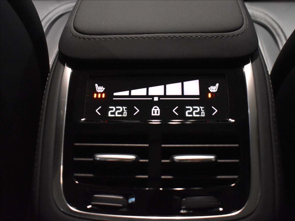 Volvo XC90 SUV 2,0 l 335 kw