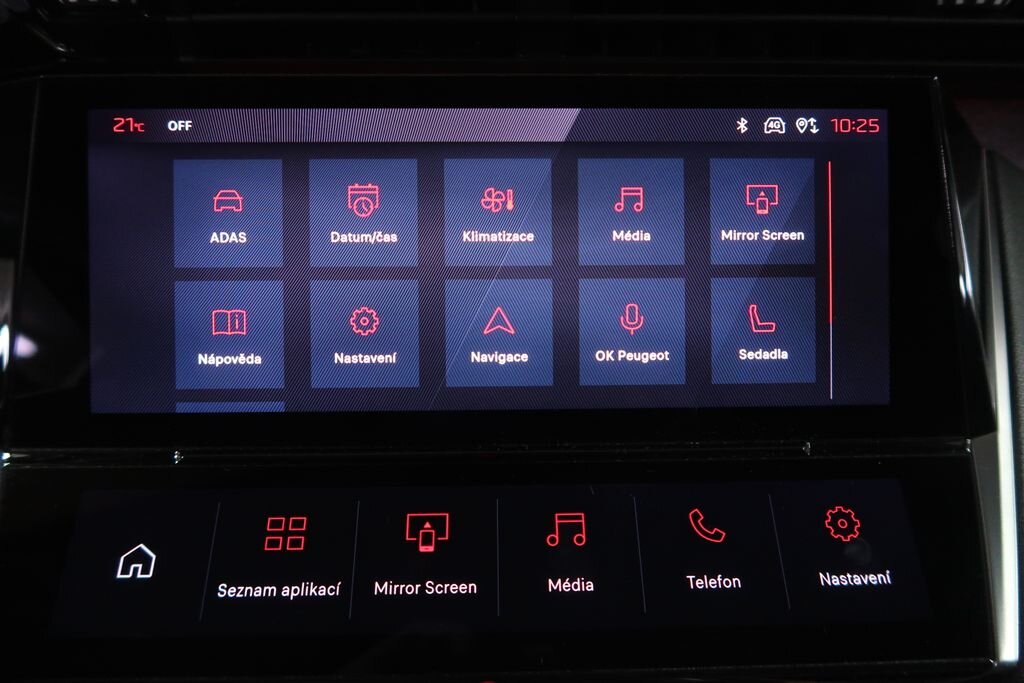 Peugeot 308 Hatchback 1,2 l 96 kw