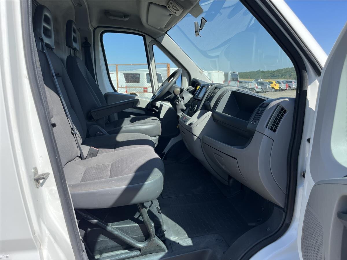 Citroën Jumper Skříň 2,2 l 74 kw