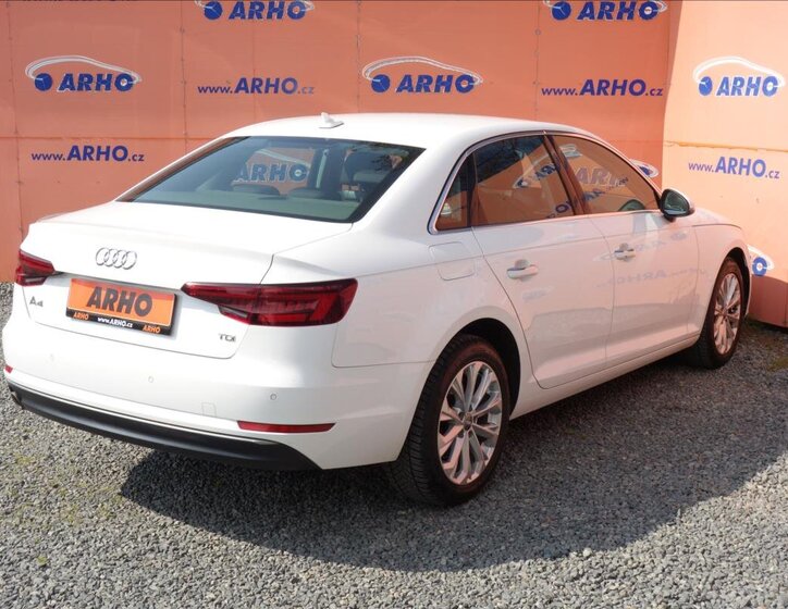 Audi A4 Sedan / Limuzína 2,0 l 110 kw