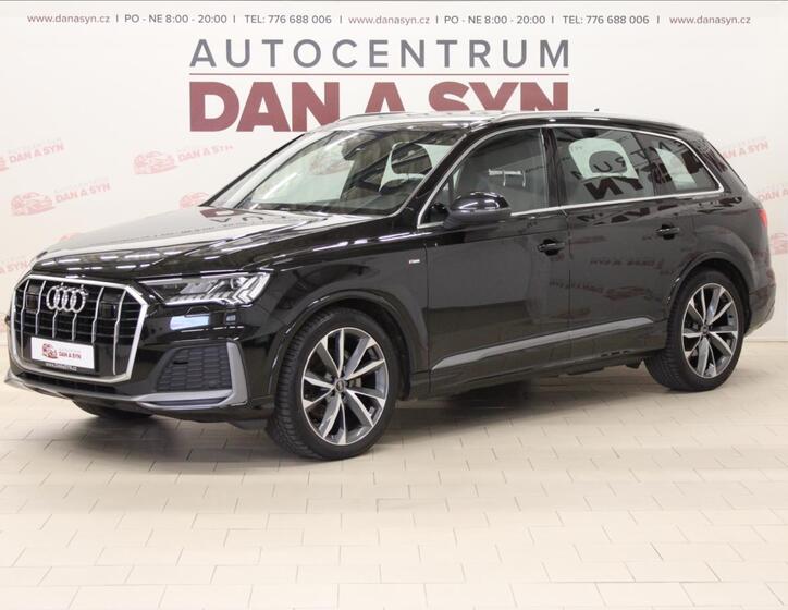 Audi Q7 1
