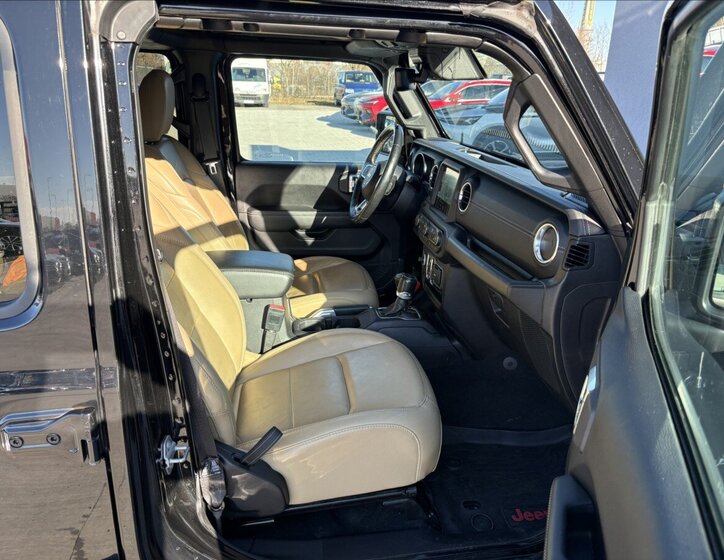 Jeep Wrangler Ostatní 2,1 l 147 kw