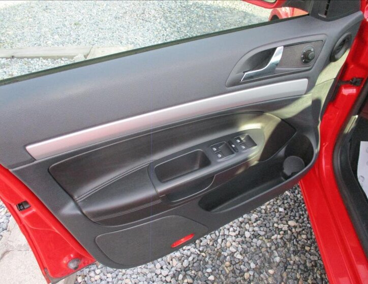 Škoda Octavia Sedan 1,4 l 90 kw