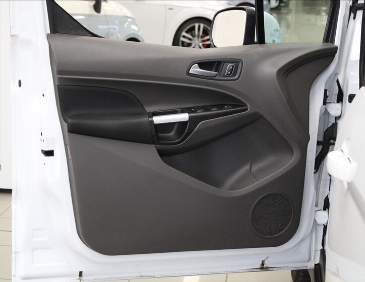 Ford Tourneo Connect 17