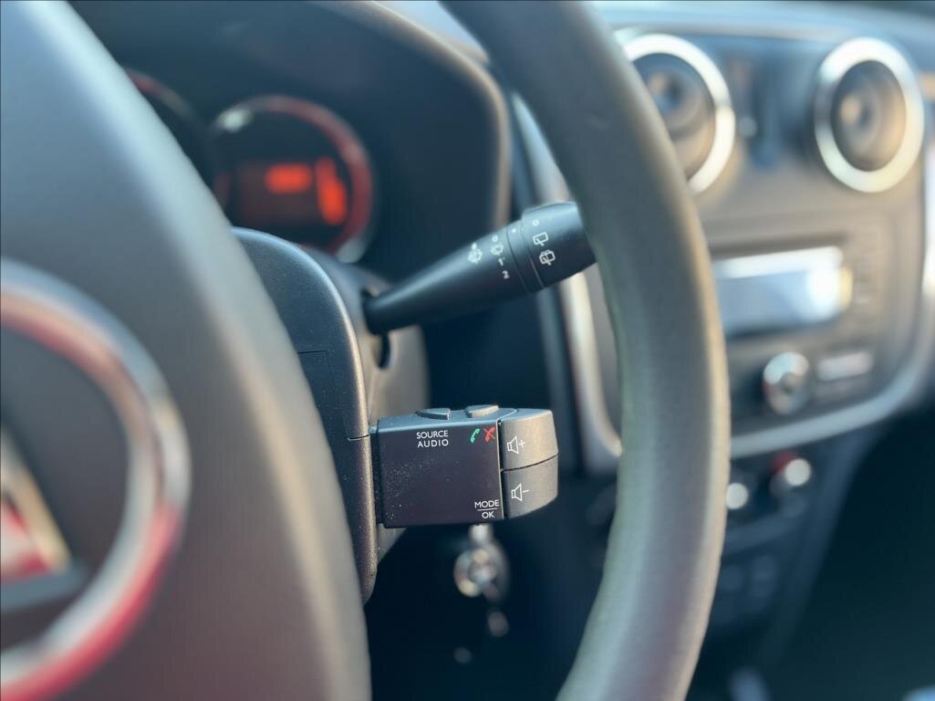 Dacia Sandero Hatchback 1,1 l 55 kw